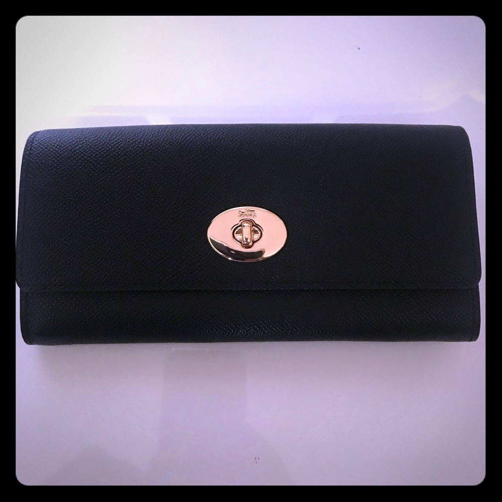 Coach- Multi compartment wallet
